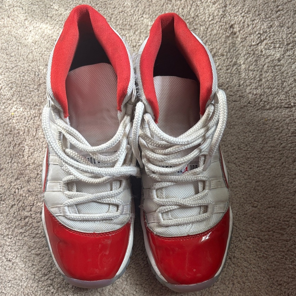 Jordan 11 “Varsity Red” Retro
